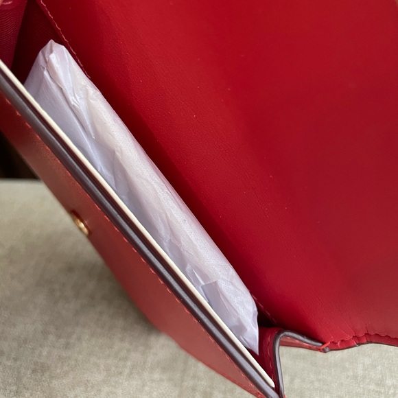 NWT！2PCS COACH Eliza Mini Carryall Bag（CW040）Gold/BoRed  and Eliza Wallet（CP254） - Picture 14 of 16